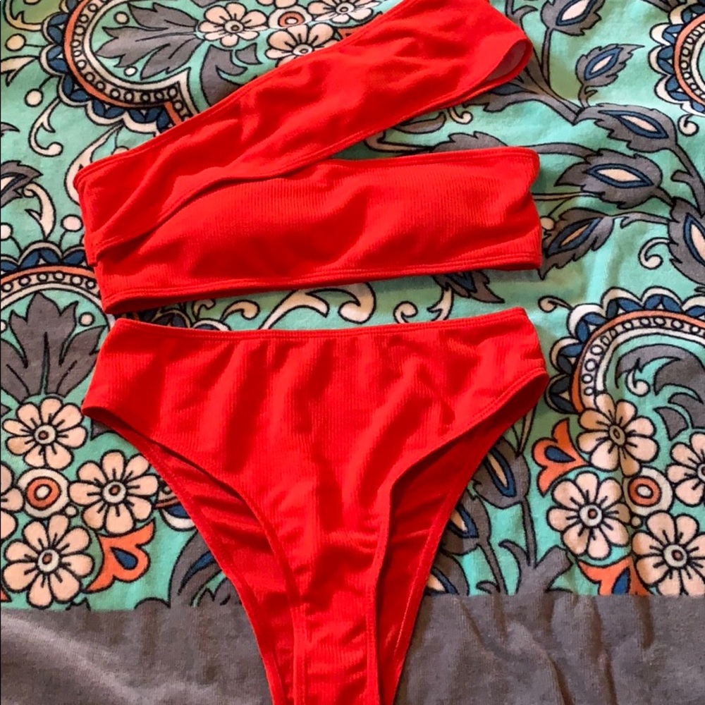 NWT red Bikini top and bottom